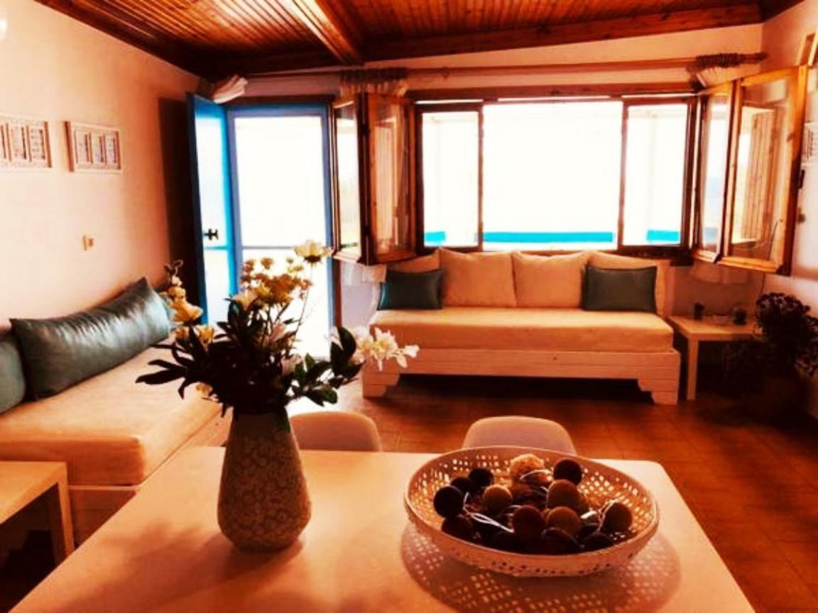 Вилла Seaside House Филиатра Экстерьер фото